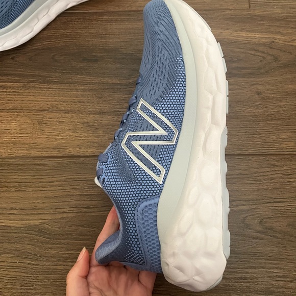 New Balance Running Shoes NWT - Picture 7 of 10